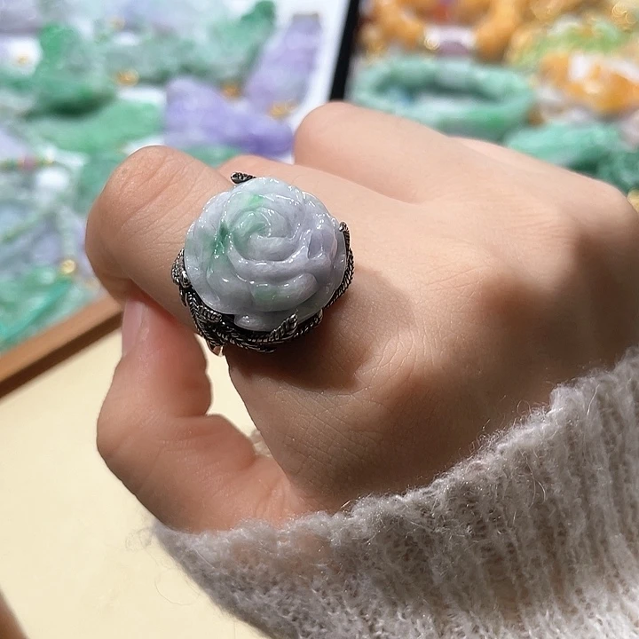 翡翠戒指银S925镶嵌翡翠戒指