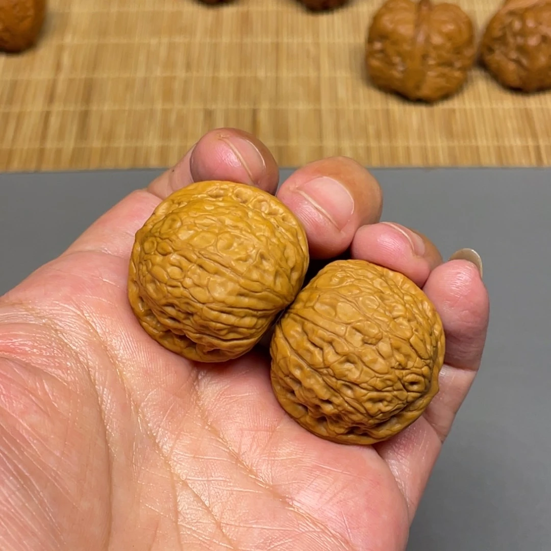 桃核把件野生夜明珠CN01464