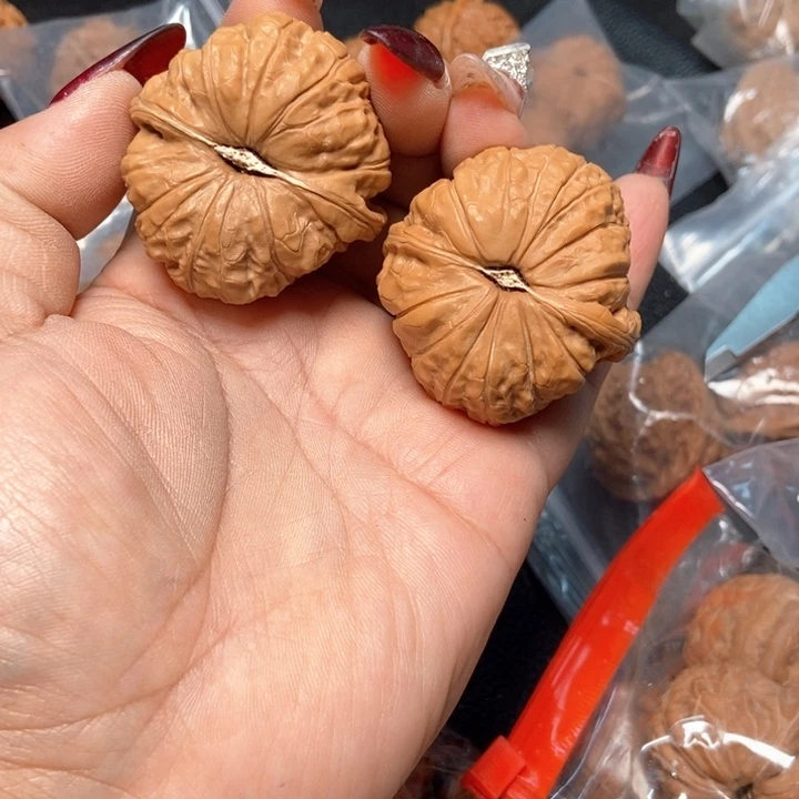 文玩核桃吊坠南瓜38