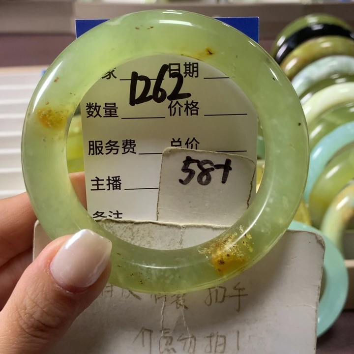 蛇纹石玉未镶嵌手镯1262
