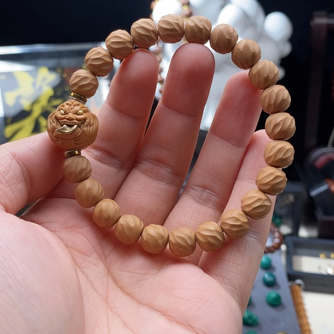 猴头核桃吊坠纯手工 云轴 老籽 顶工毕业