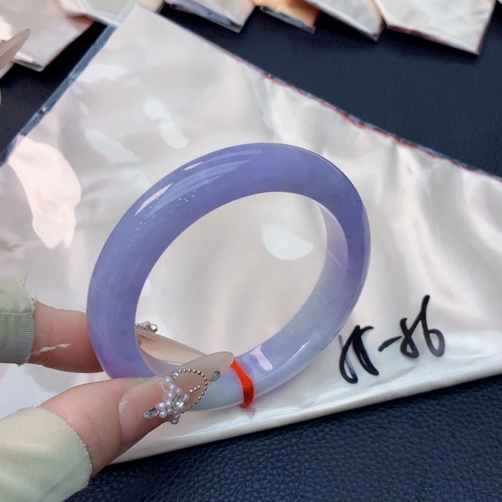 翡翠未镶嵌手镯翡翠手镯