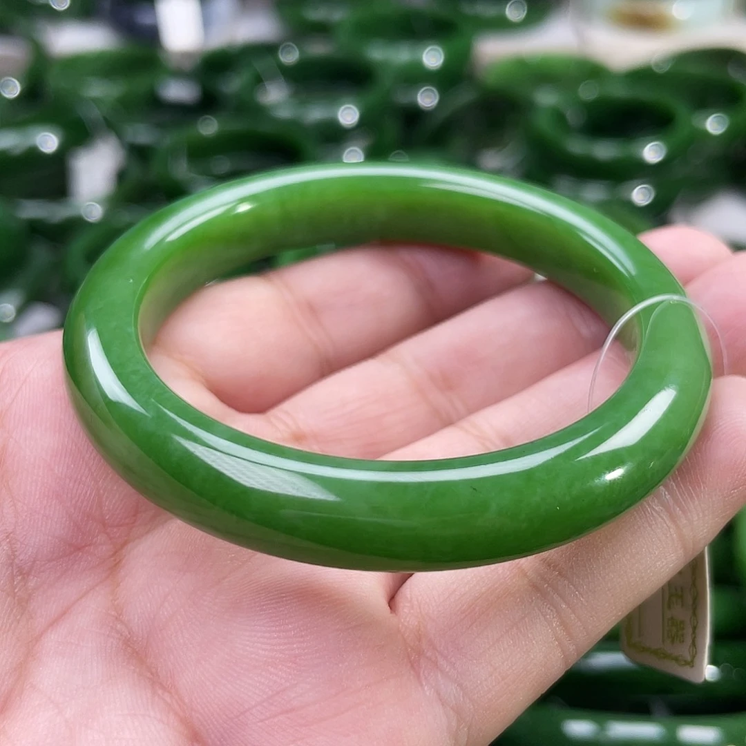 未镶嵌手镯和田玉（碧玉）