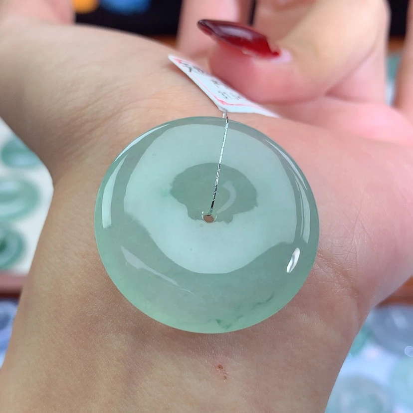 【闪购商品】翡翠吊坠(不含链)未镶嵌