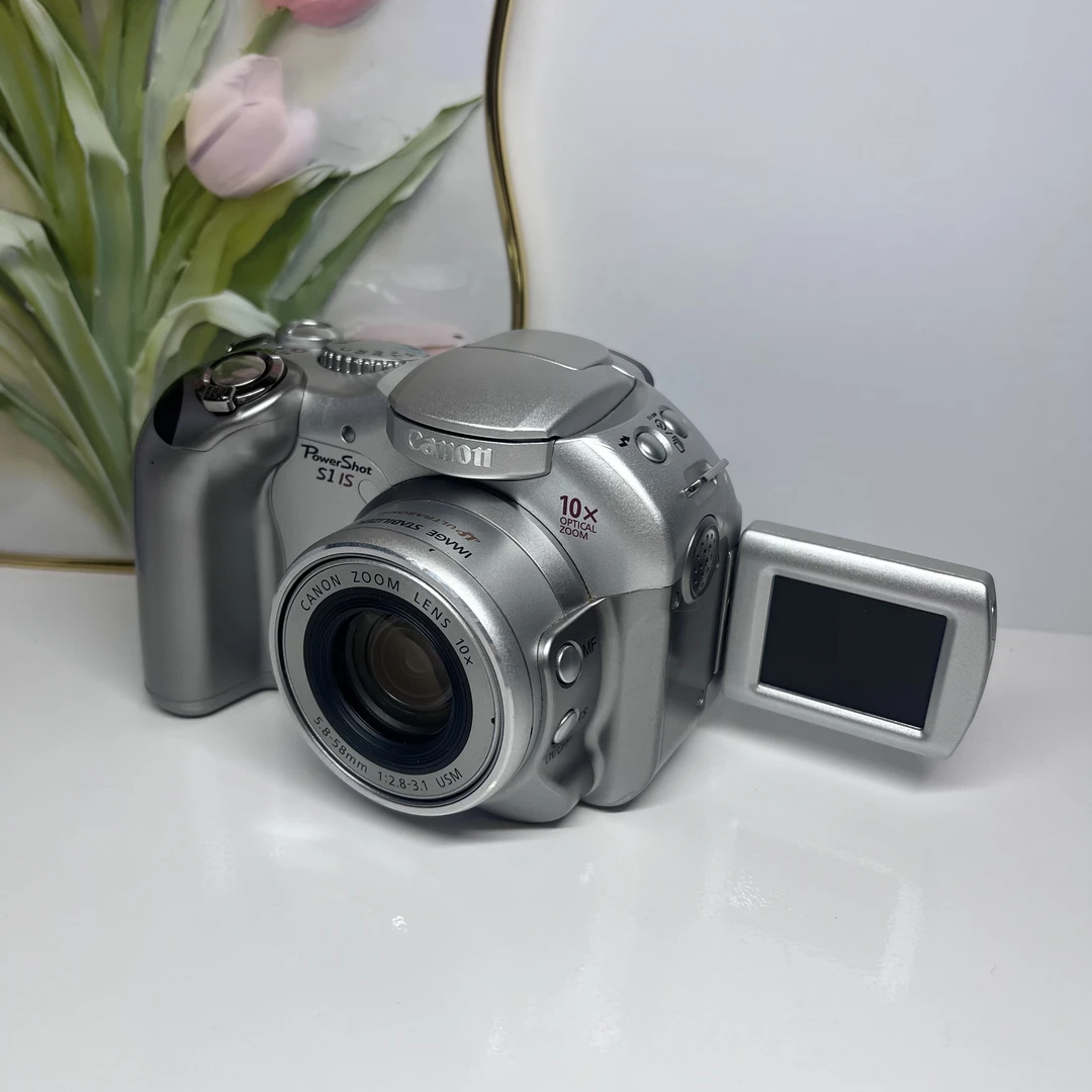 95新 Canon/佳能 S1 is/320W像素10倍长焦翻转屏No退换