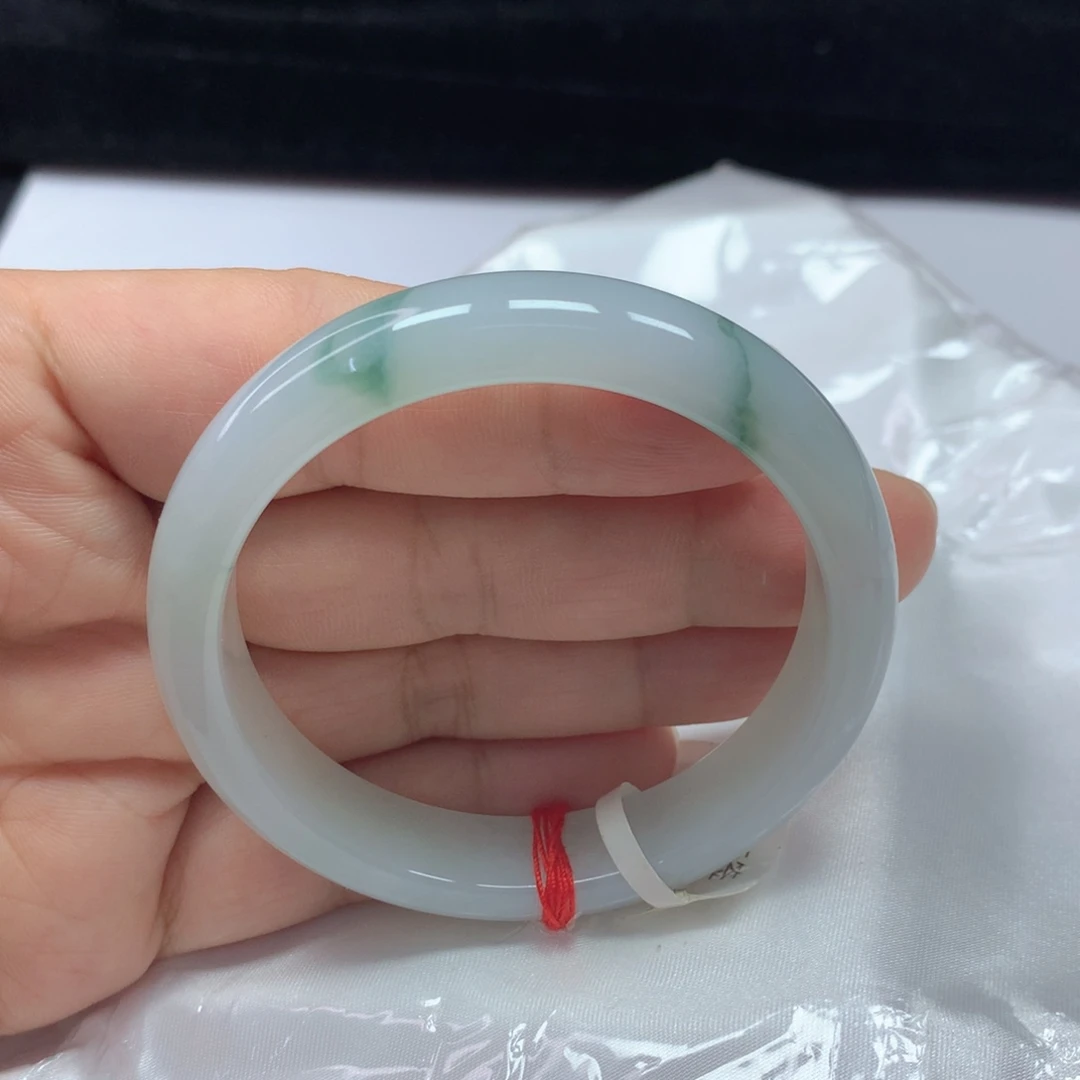翡翠未镶嵌手镯5354