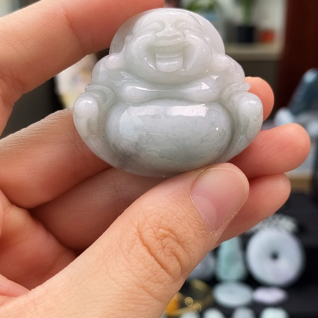 翡翠未镶嵌颈饰佛公