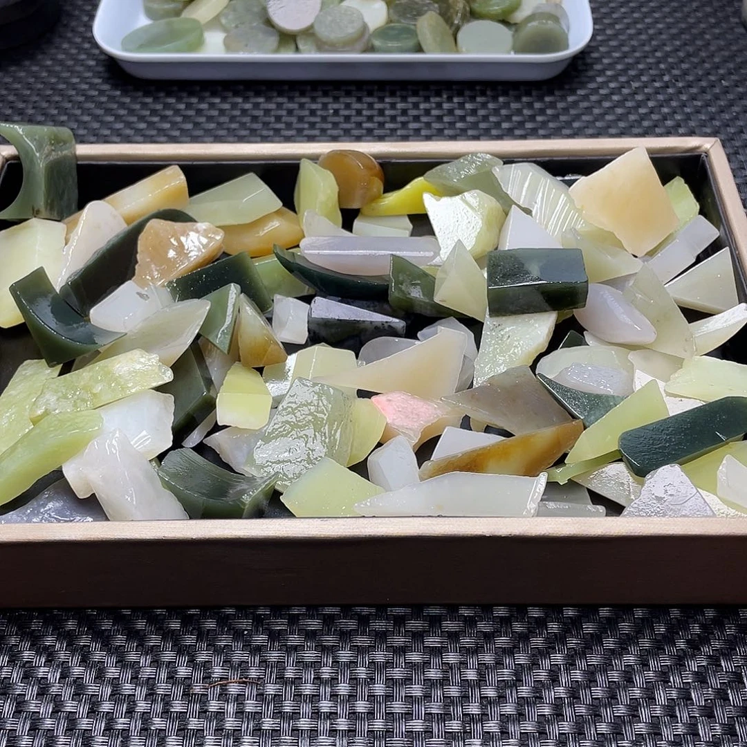 我***块和田玉（糖玉）未镶嵌珠宝半成品