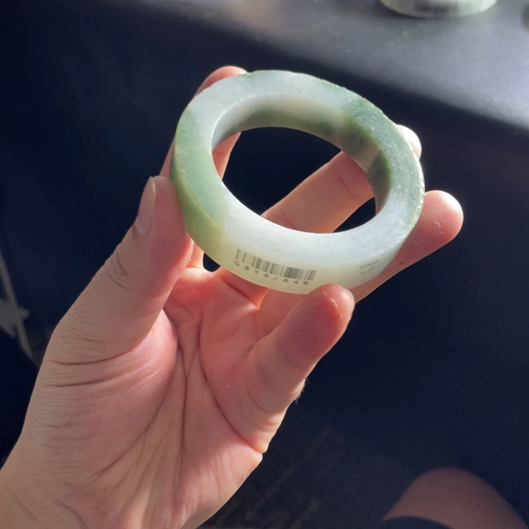 青***妍定制翡翠未镶嵌缅A翡翠多样性发一