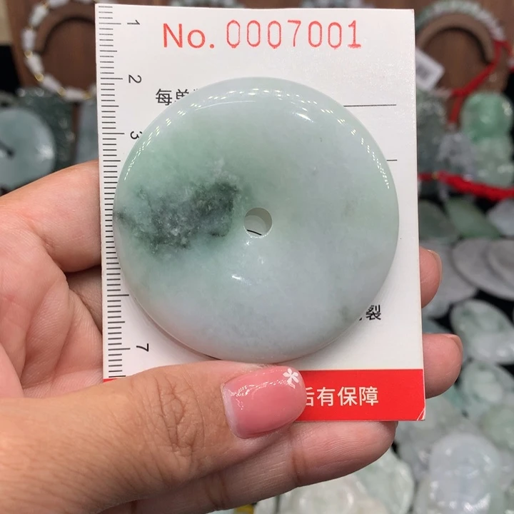 翡翠未镶嵌颈饰11