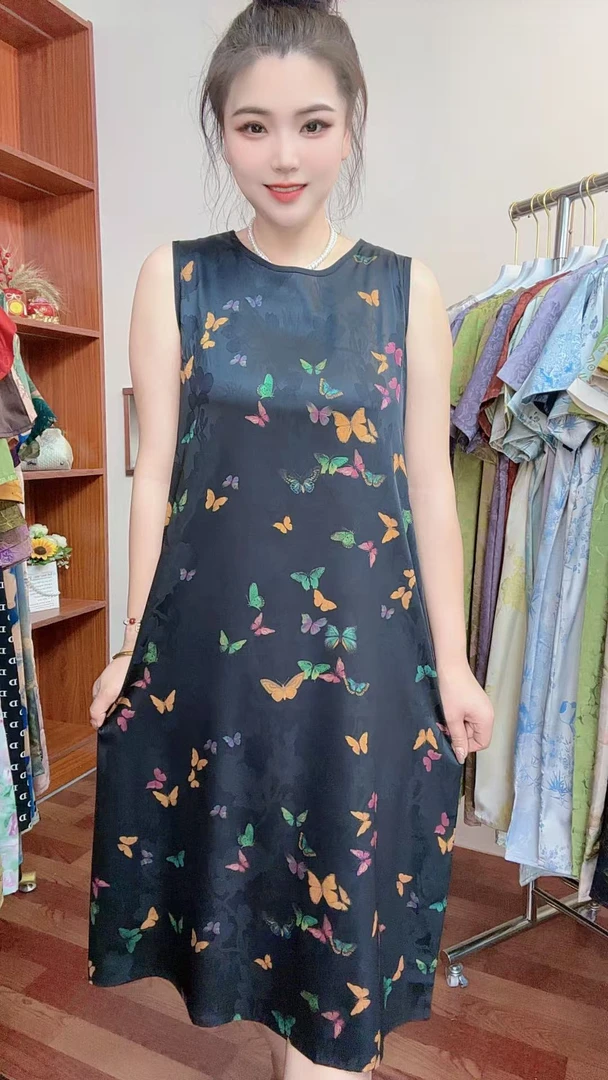 【蝴蝶花萝背心裙】2025夏季新款妈妈装圆领背心裙显瘦减龄