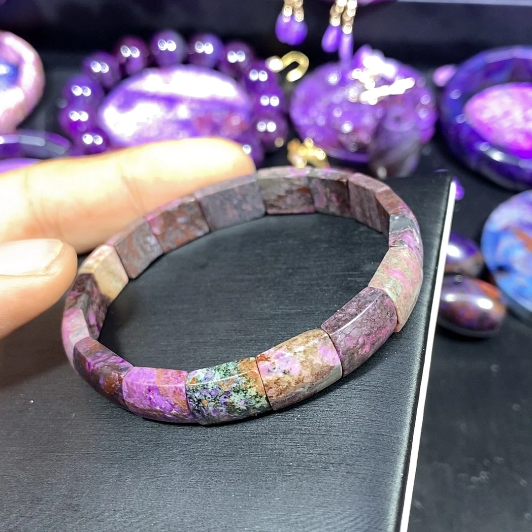 苏纪石（舒俱来）未镶嵌南非舒俱来泥地樱花紫镯排