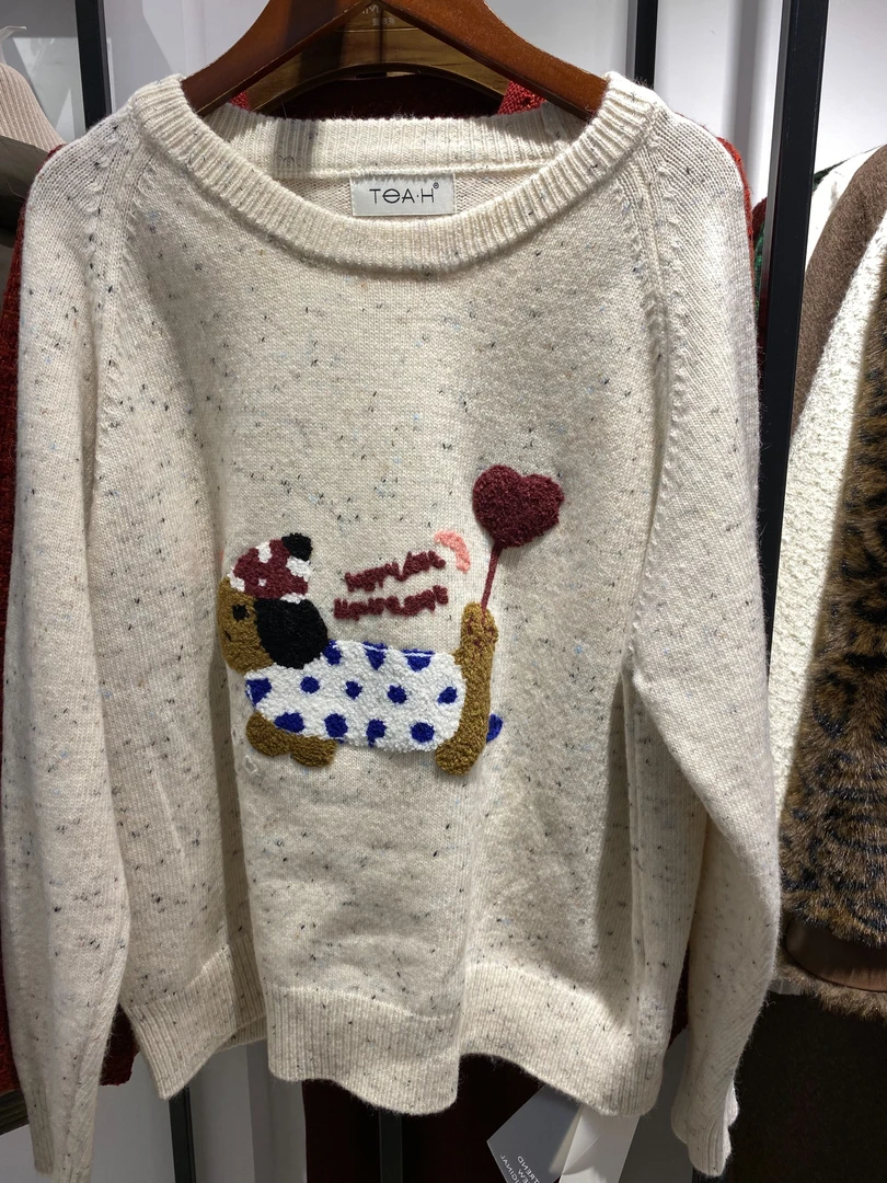 尚娅-软糯高品羊毛衫打底衫针织开衫毛衣【香肠狗】