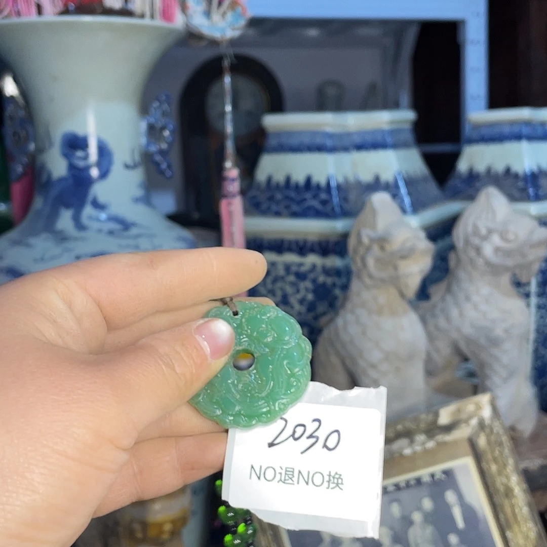 轩***逸其他2030的工艺品