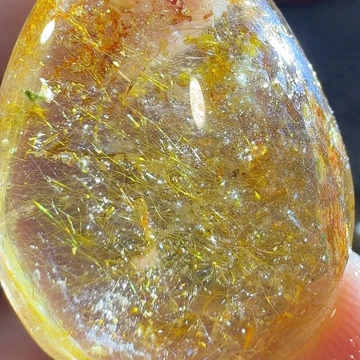 未镶嵌颈饰水晶杨***儿