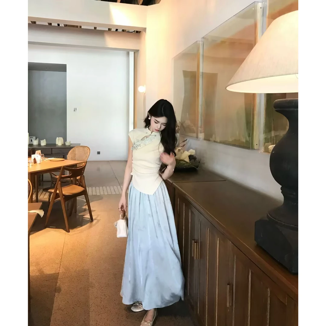 【游春令】春夏新款新中式设计感优雅缎面伞裙民族风上衣气质套装