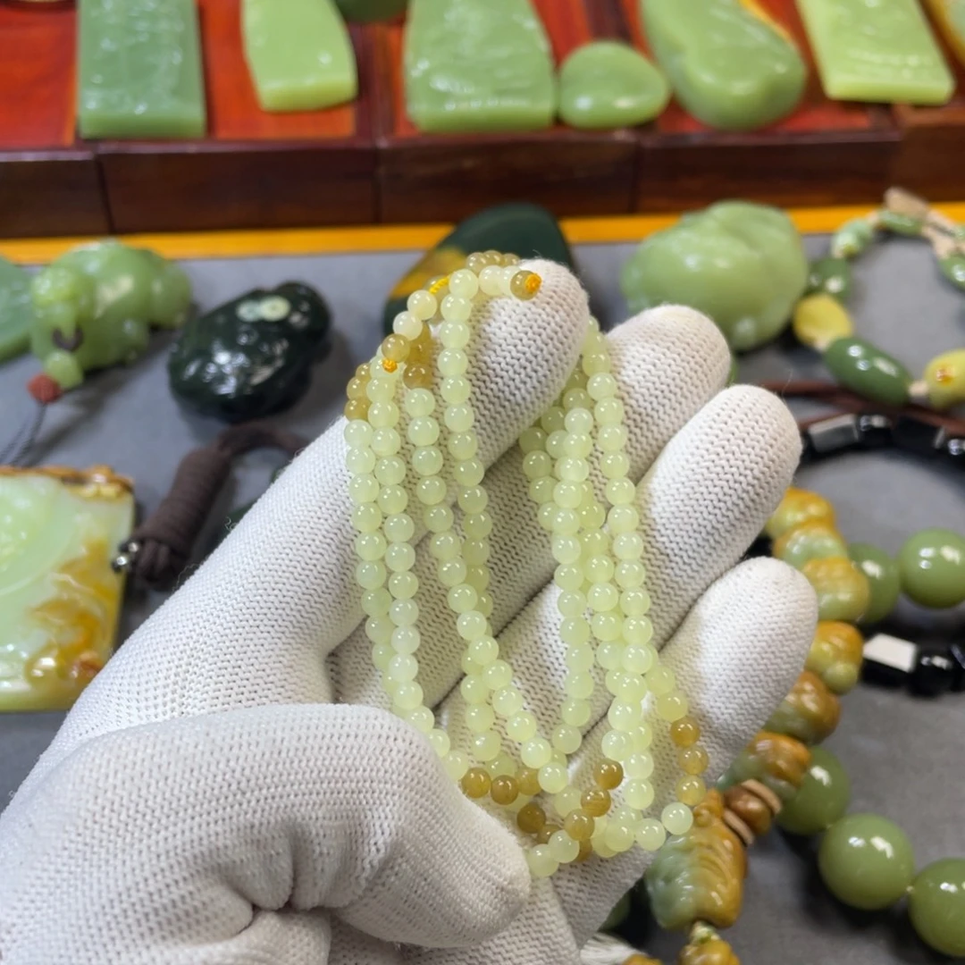 岫岩老玉（透闪石质玉）未镶嵌挂件
