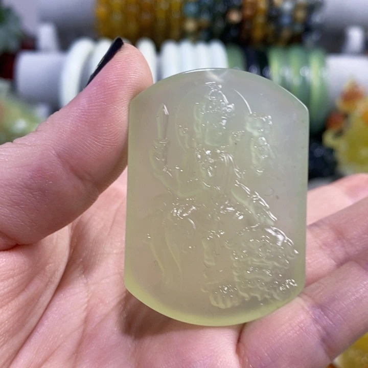 未镶嵌岫玉挂件吊坠