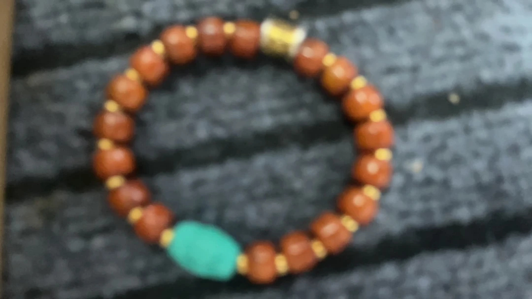 Q09特色手工艺木制品。