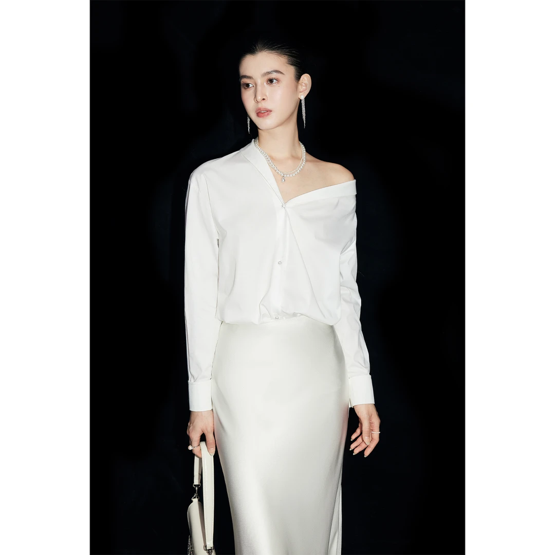 【Mandy千金穿搭】法式V字翻领斜肩设计感白色衬衫女春季上衣