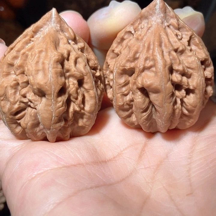 文玩核桃把件东北楸子小雪6