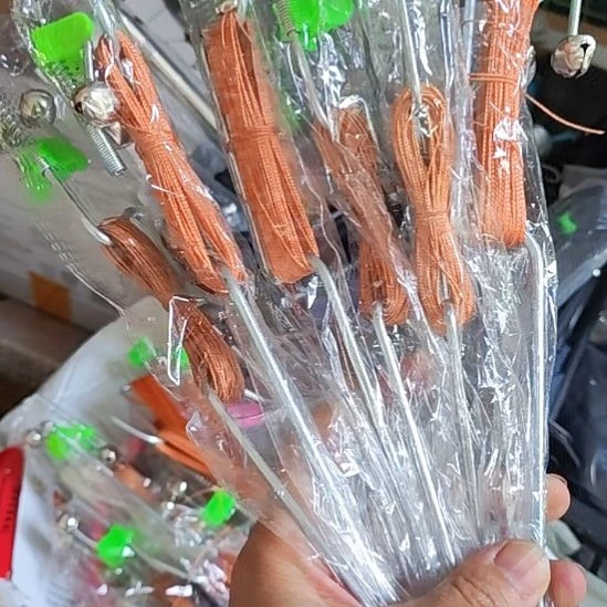 长款绿色铃铛甲鱼钩随机6支