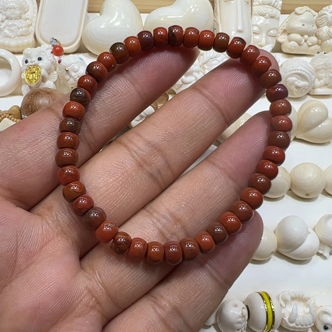 南红玛瑙未镶嵌手链