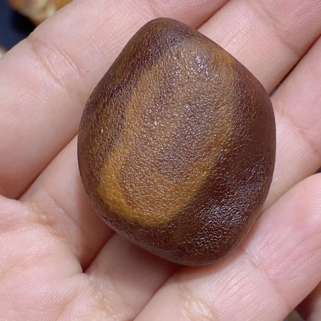 定制琥珀蜜蜡原石