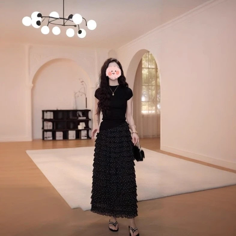 显瘦气质松紧腰蛋糕波点蕾丝花边半身裙+百搭纯色砍肩针织短袖