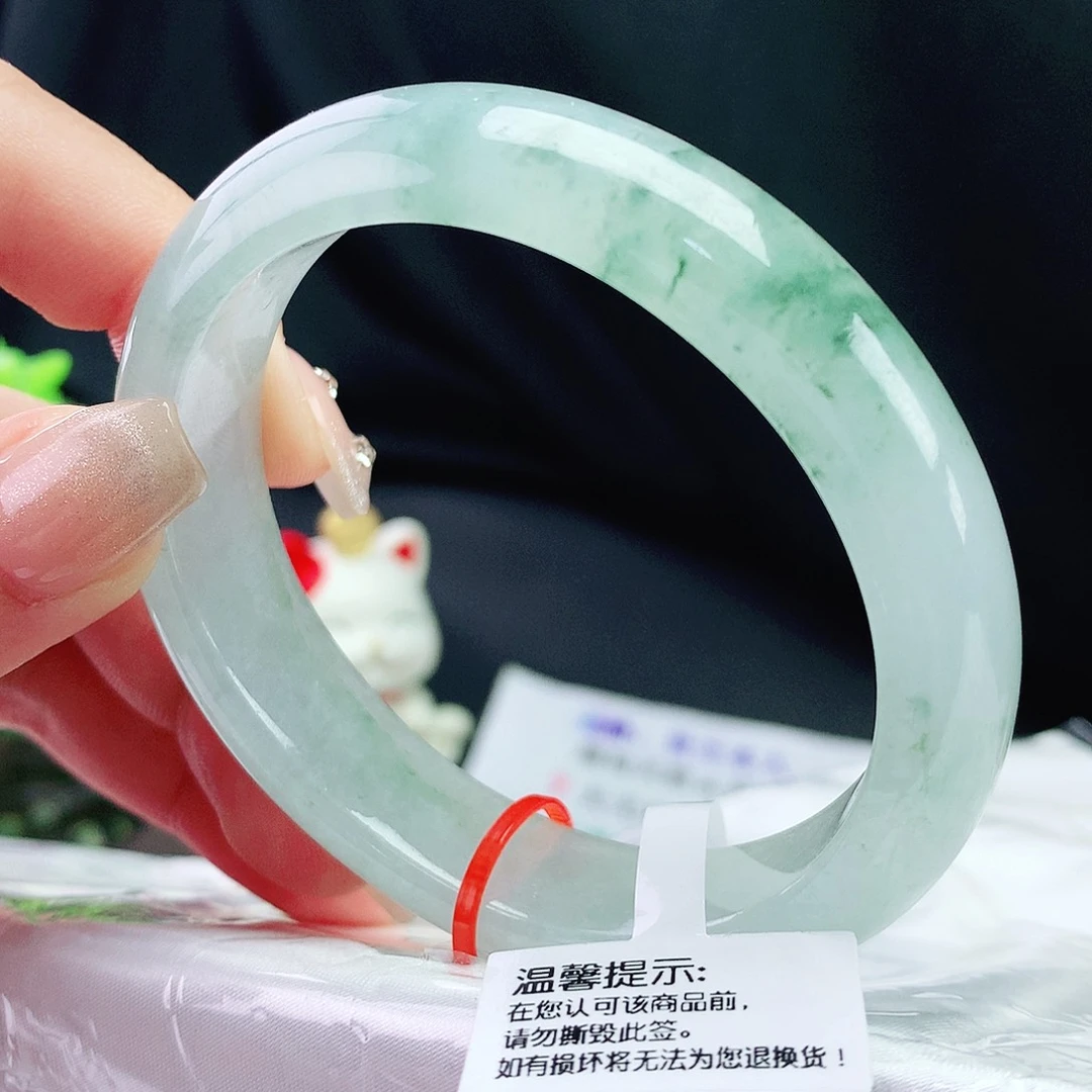 翡翠手镯未镶嵌56贵妃轮胎