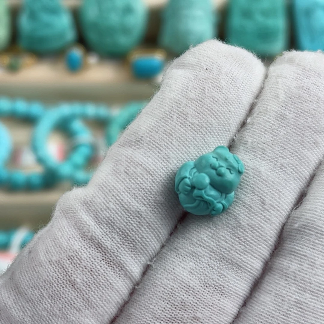 未镶嵌绿松石小猫