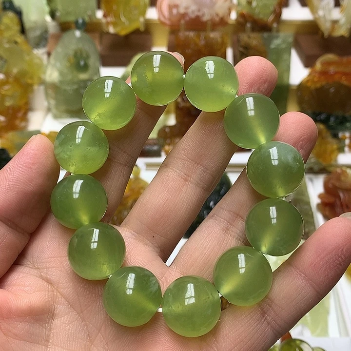 蛇纹石玉未镶嵌珠宝半成品
