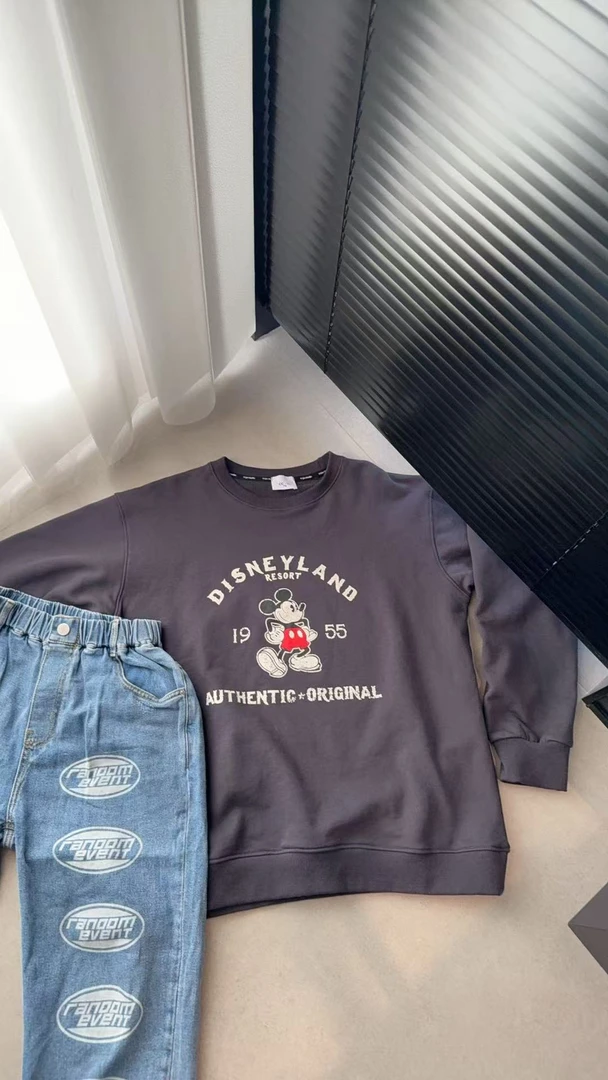 CCYU 米奇字母印花卫衣A224