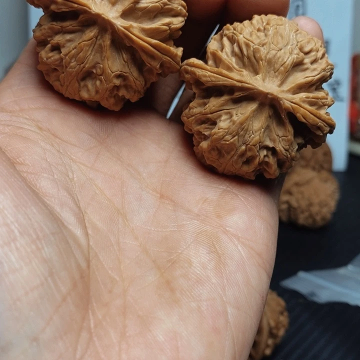 文***G核桃42尺寸苹果园一对