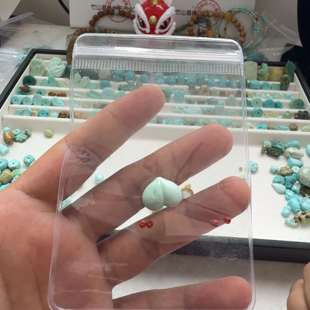 未镶嵌南红玛瑙珠宝奇石