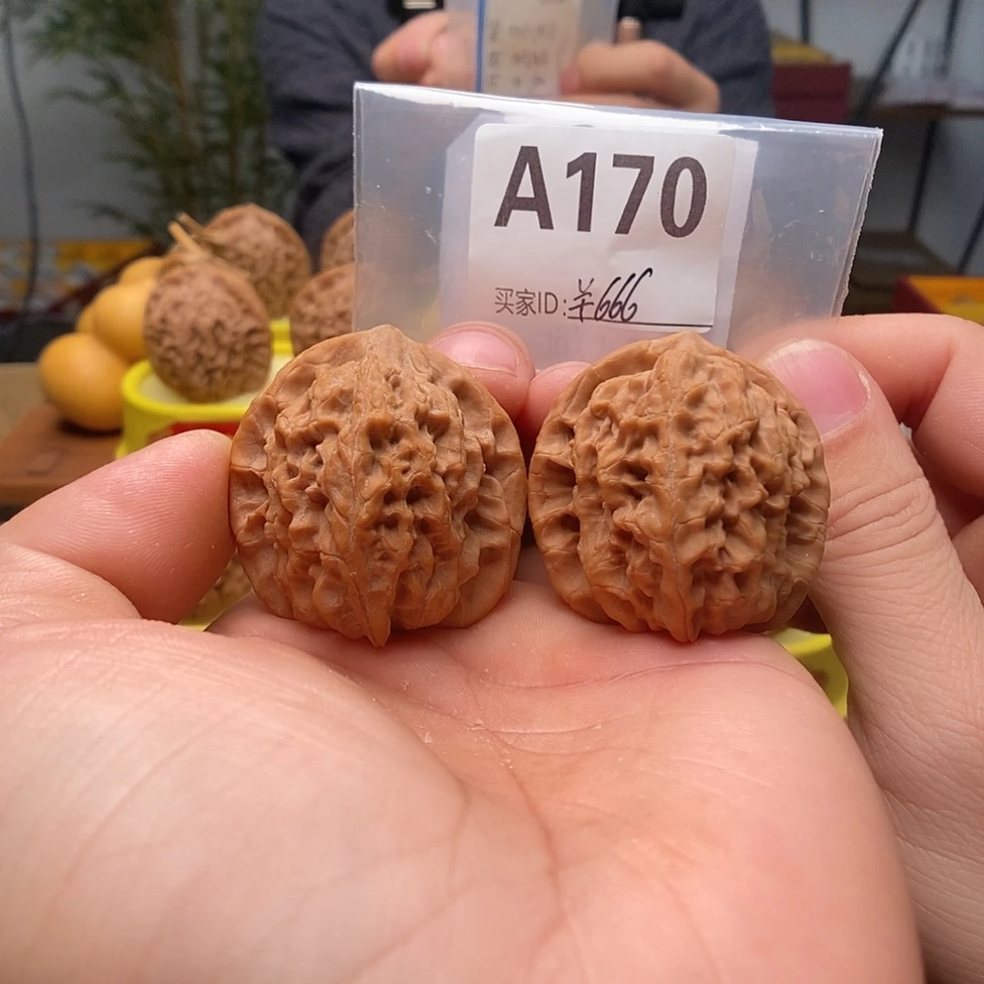 吊坠文玩核桃马老四40