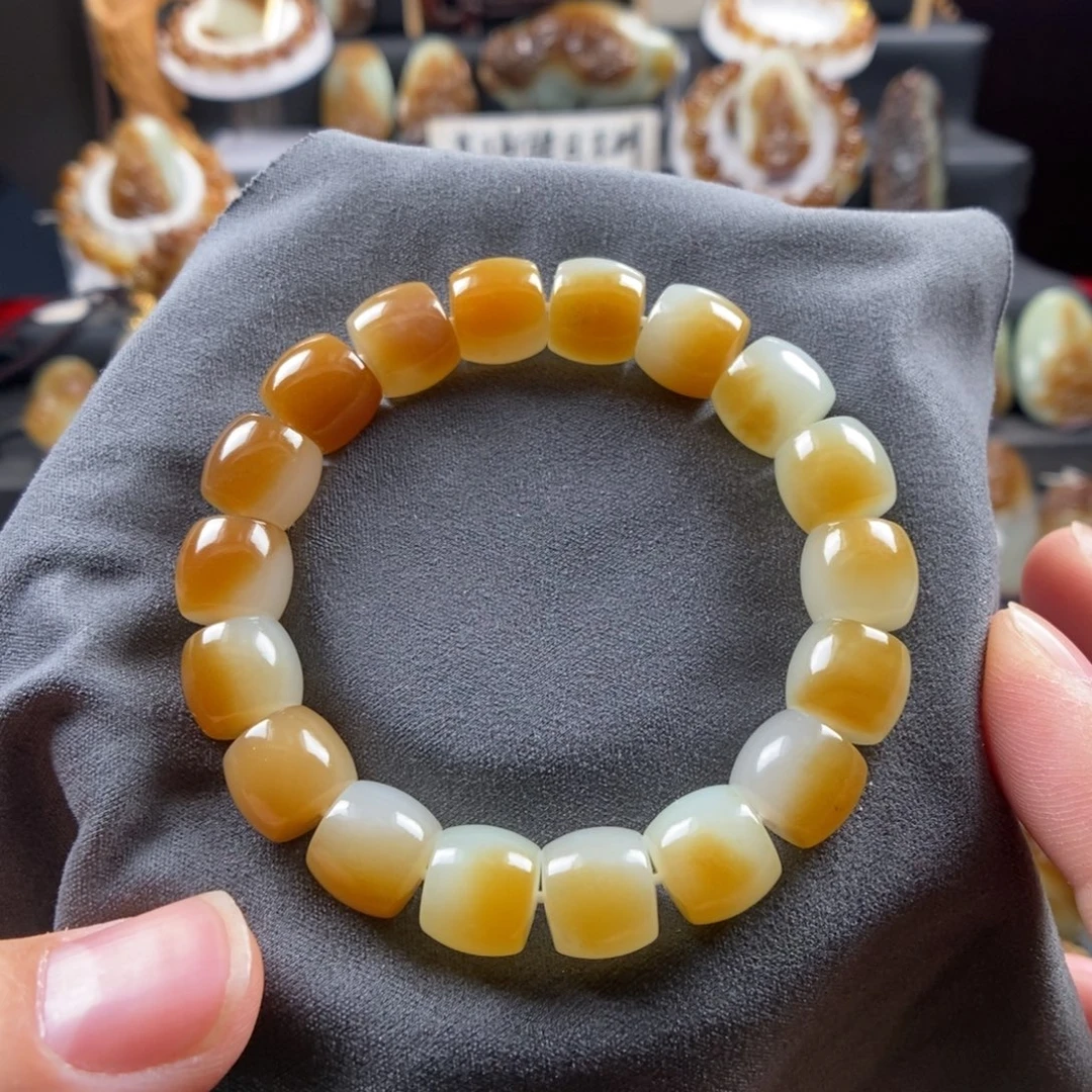 和田玉（糖玉）未镶嵌手链