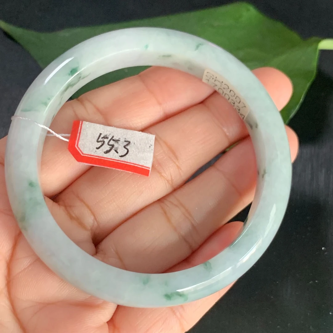 翡翠手镯55.3圈口天然翡翠A货飘花手镯正圈正品翡翠手镯玉手镯女