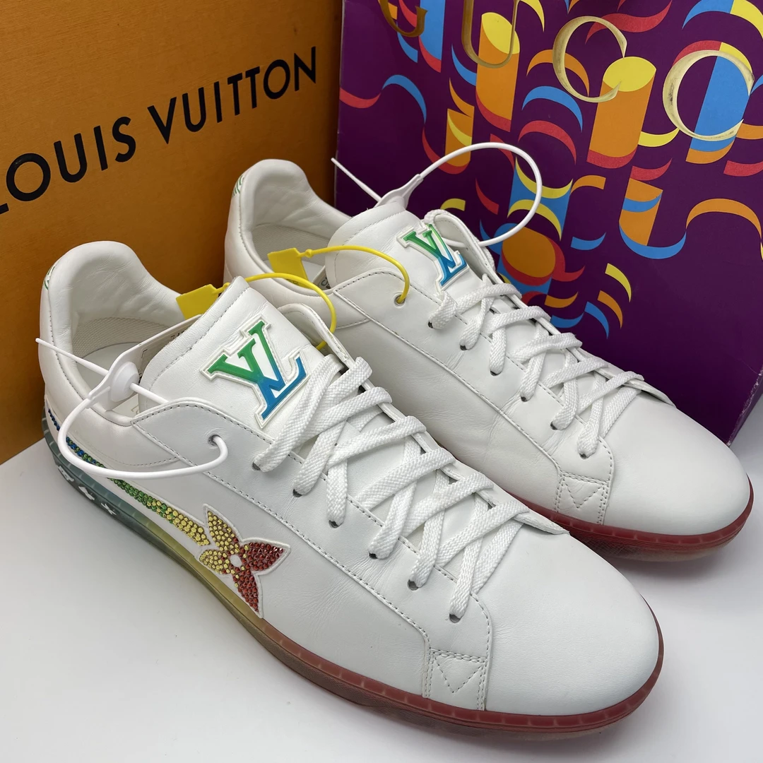 95新 LouisVuitton/路易威登 41.5欧码/白色四叶草亮片流星板鞋