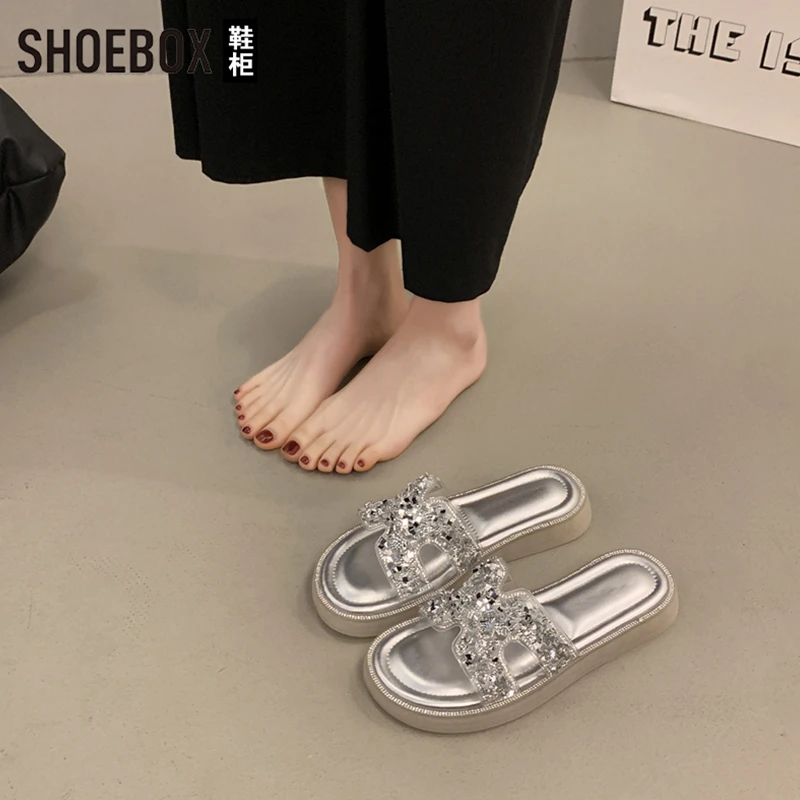 SHOEBOX鞋柜拖鞋女夏季外穿2025新款时尚水钻平底仙女风凉拖鞋