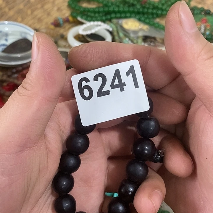 水****牛前后两个月的时间里6241
