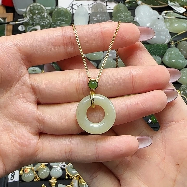 和田玉银S925镶嵌吊坠(赠链)