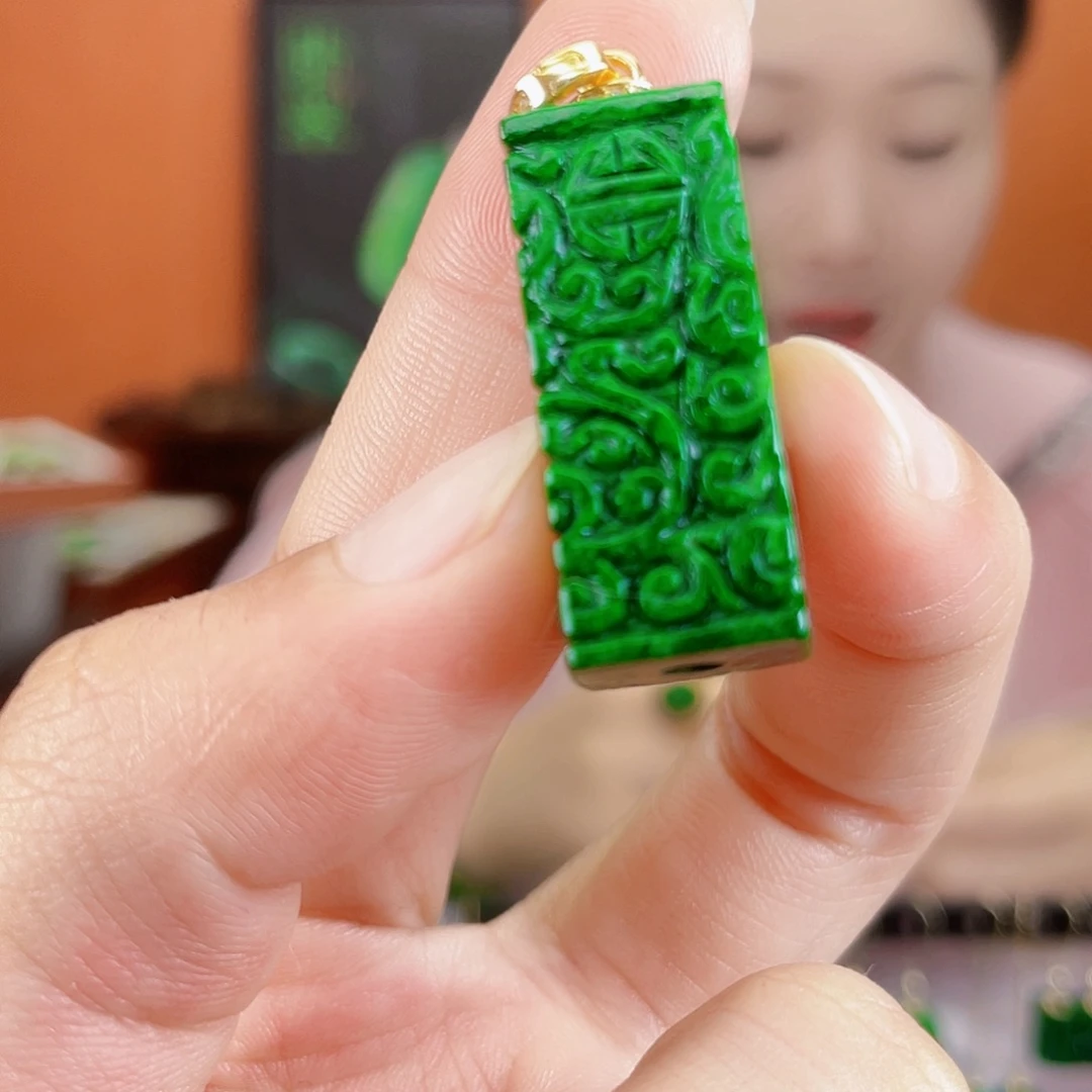 翡翠未镶嵌耳饰饰品