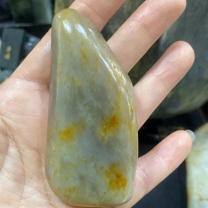 未镶嵌和田玉（糖玉）挂件