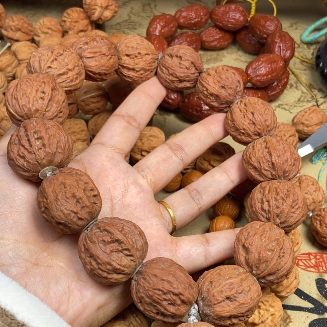 文玩核桃吊坠桃心手持文玩核桃