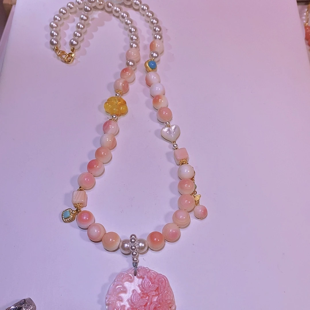 以***天未镶嵌水晶手链差价