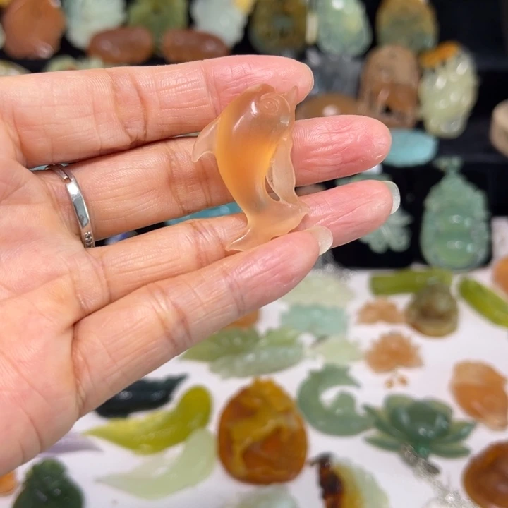 蛇纹石玉未镶嵌吊坠(赠链)