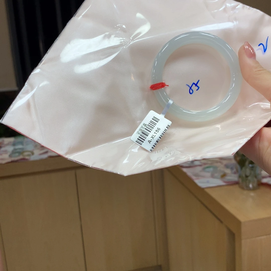 未镶嵌手镯翡翠不退不换