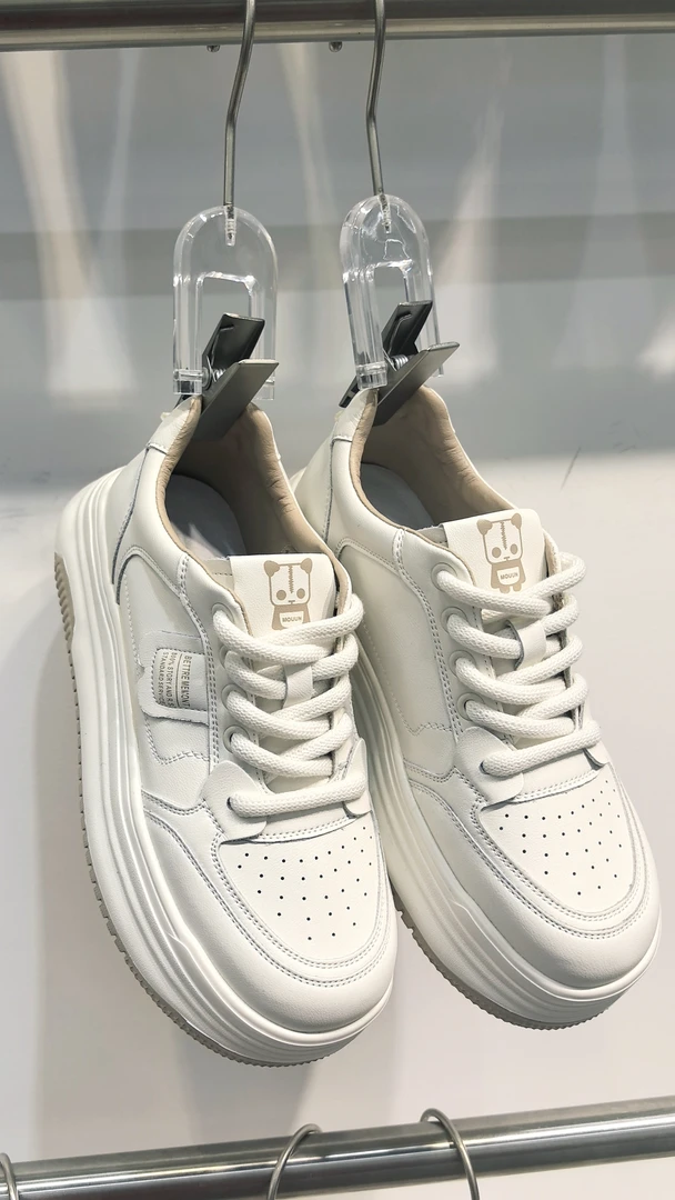 按编码拍春季休闲鞋