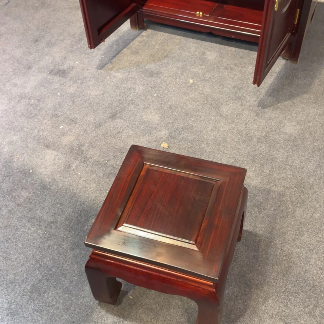 黑酸枝木类家具四方凳